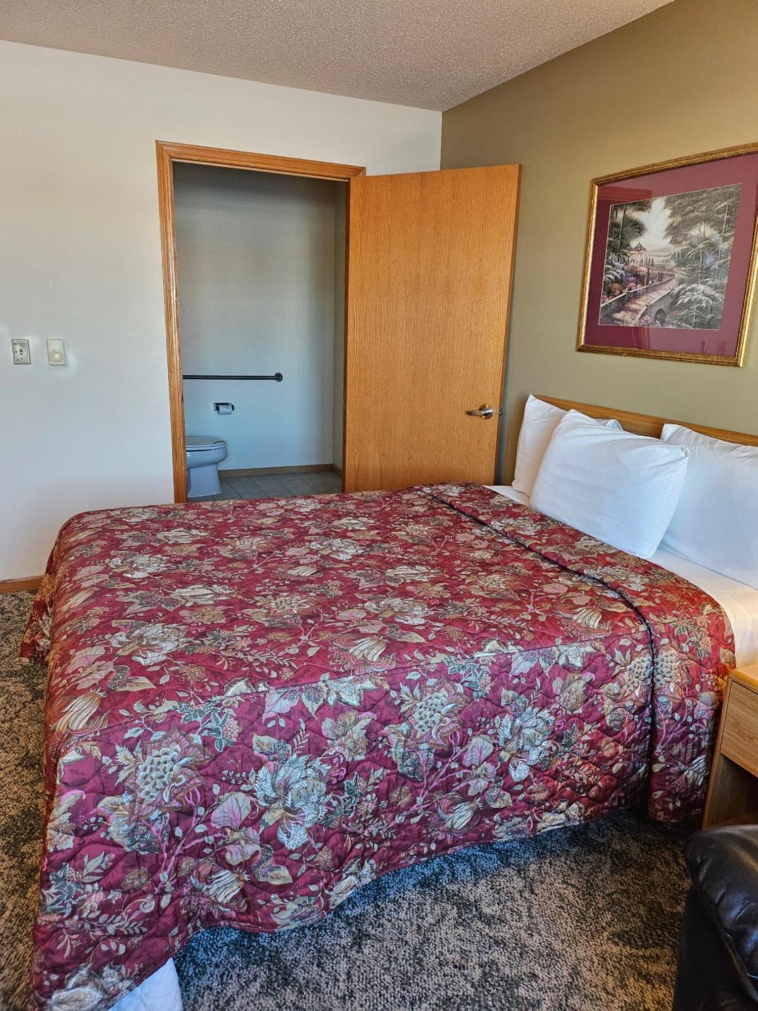 Lincoln Host Motor Inn Escanaba Rum bild